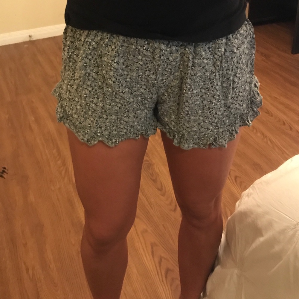 Brandy Melville shorts